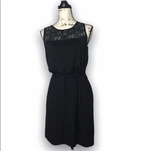 Trina Turk SZ 6 Crochet Top Black Knit Belted dress